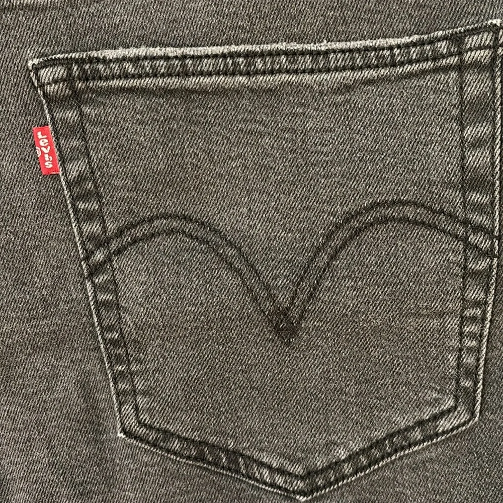 Levi’s Wedgie Straight High Rise Black Denim Cropped Jeans Plus Size 24W NWT